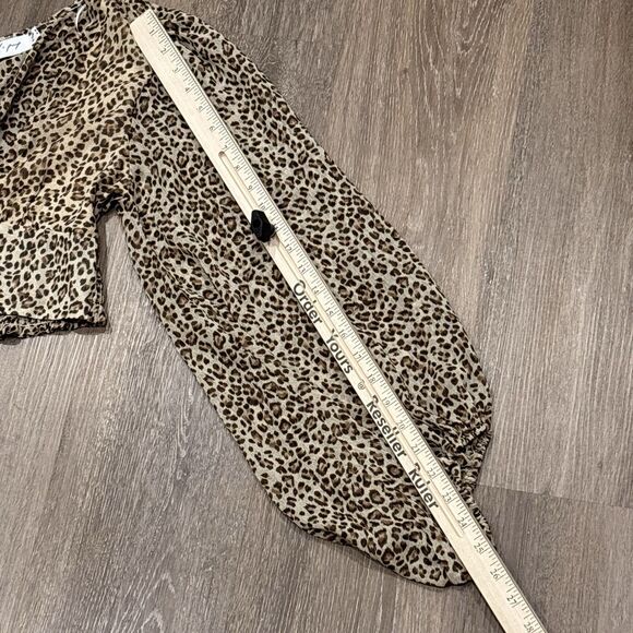 Petal & Pup Top Size 4 Cropped Leopard Print Balloon Sleeve Festival NEW - Picture 5 of 11